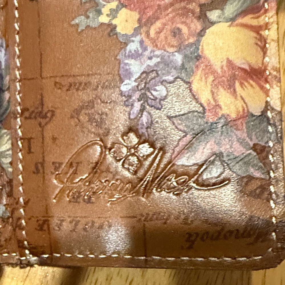 Patricia Nash Brown Floral Map-Print Long Wallet - Picture 2 of 10